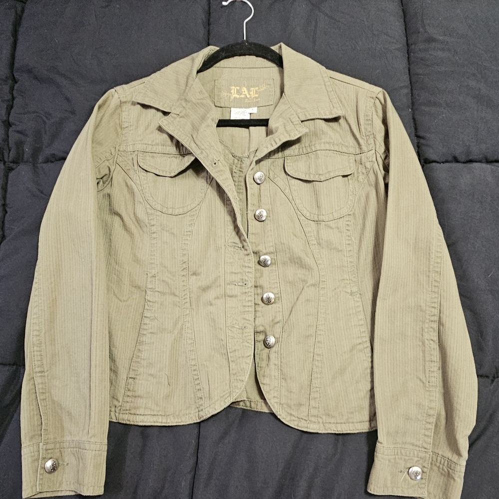 Cute Jacket - Picture 3 of 4